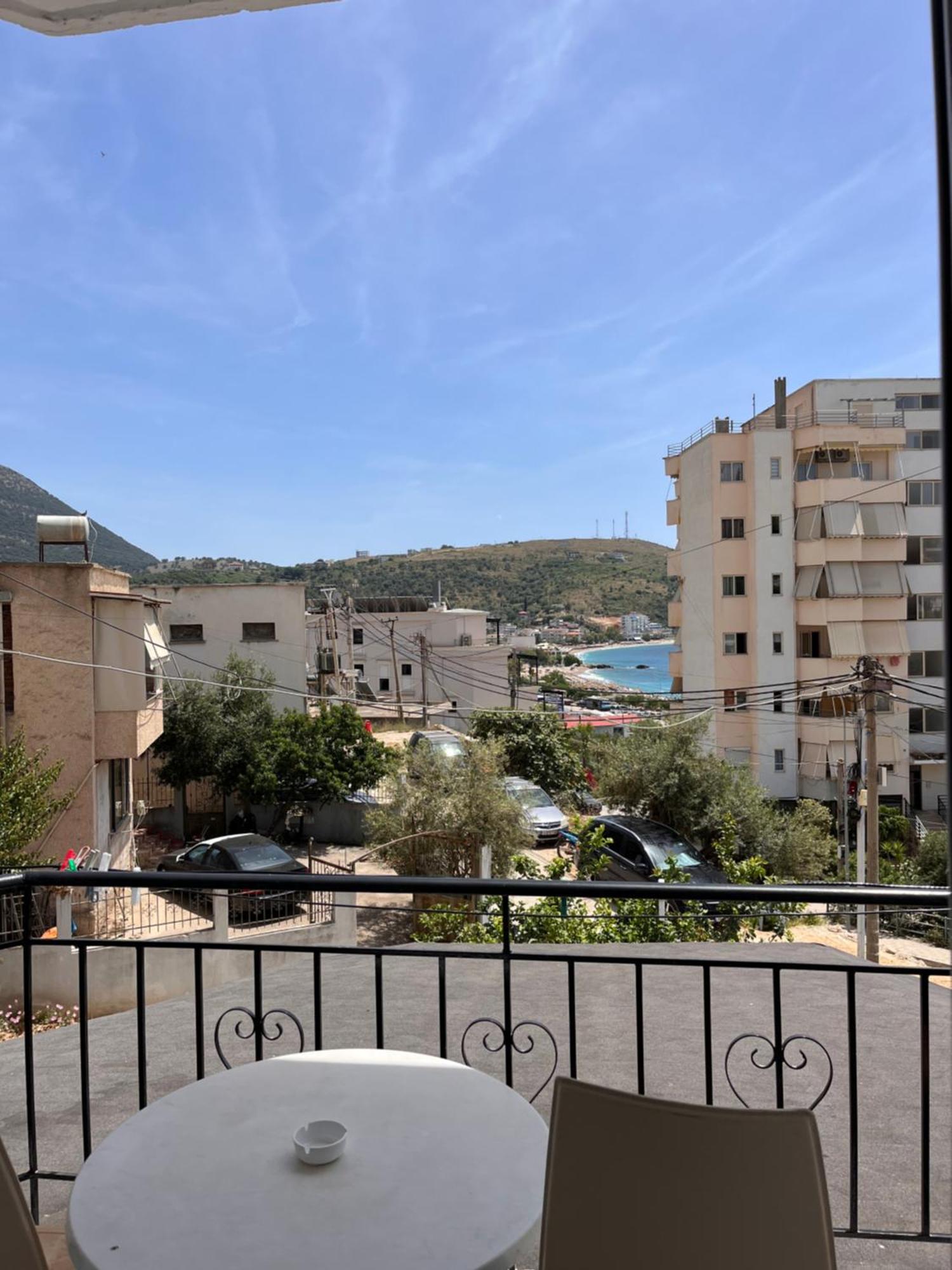 Duka Rooms Himare Exterior photo