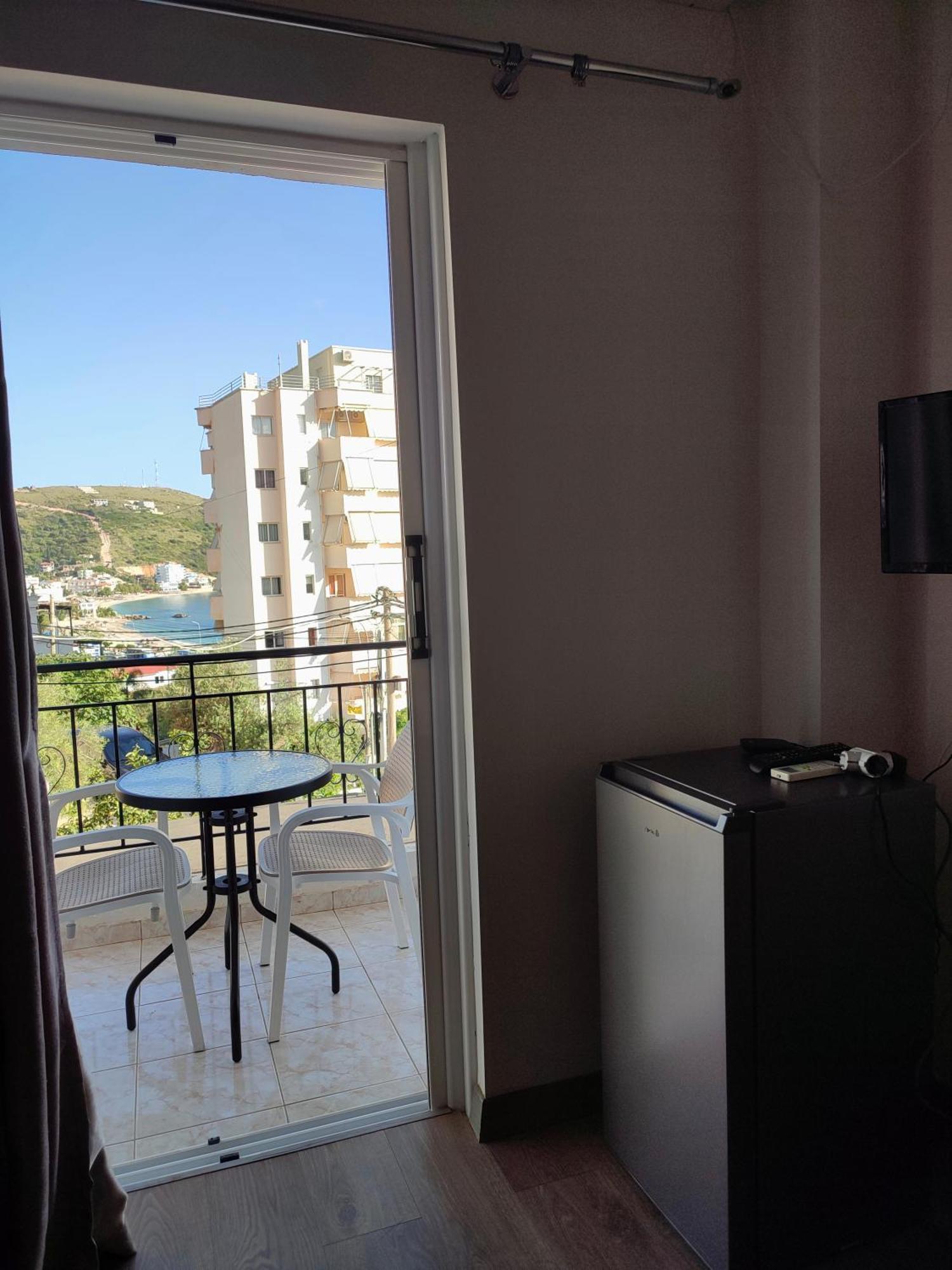 Duka Rooms Himare Exterior photo